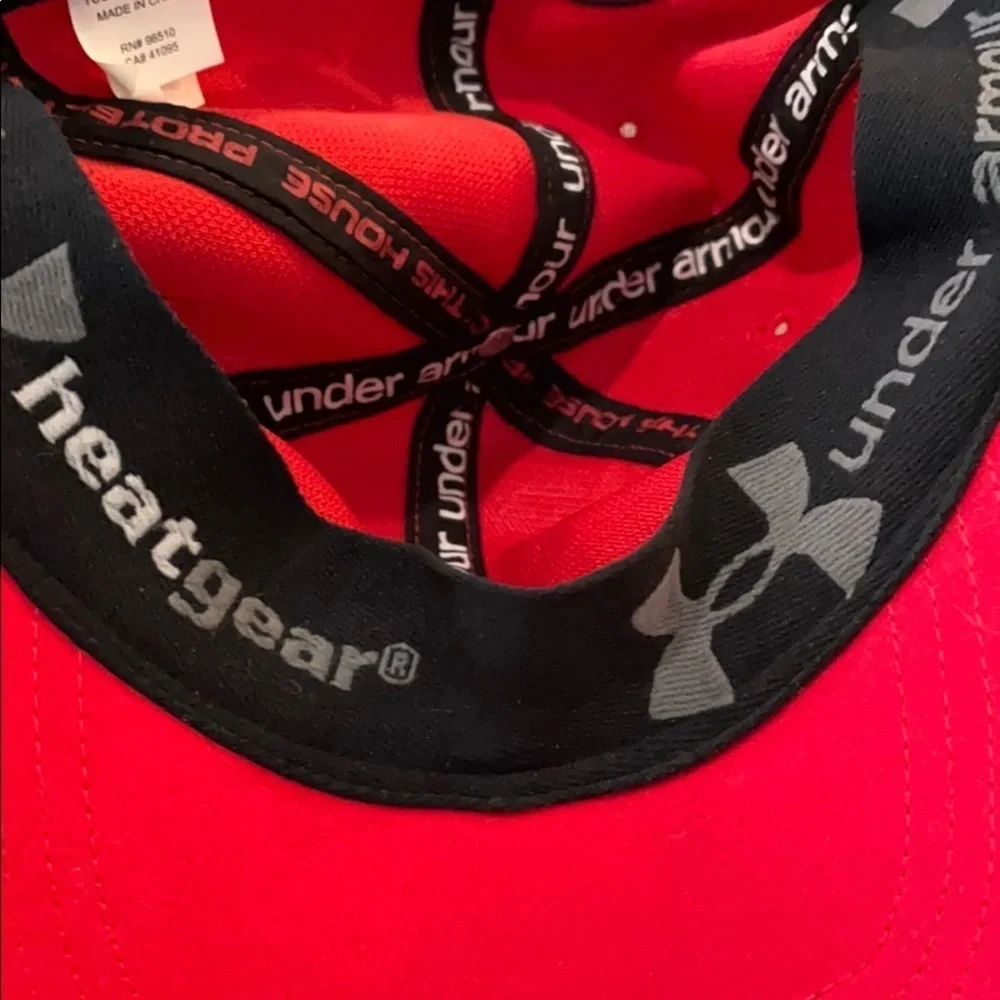 Under Armour Women Training Heatgear Logo Red Cap